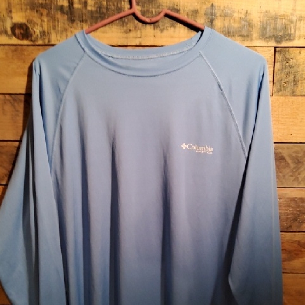 Columbia Sky Blue Crew Neck Shirt